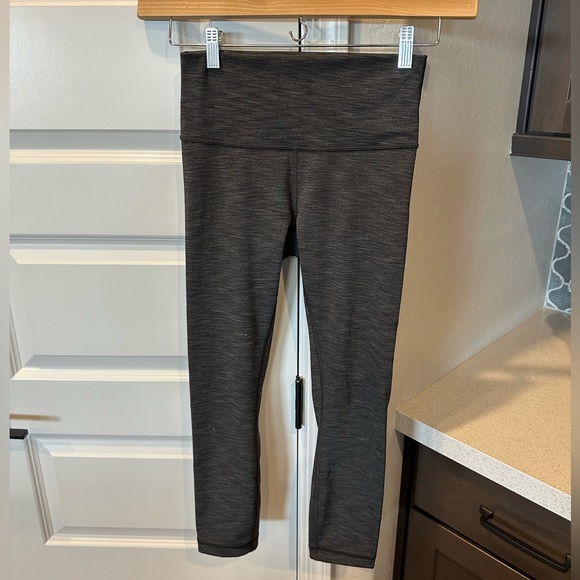 Lululemon Grey Cropped Leggings! - Picture 2 of 4